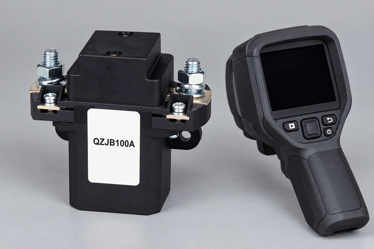 QZJB100A intact and unpowered beside a disconnected thermal camera